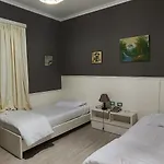 Kastria 4* Tirana