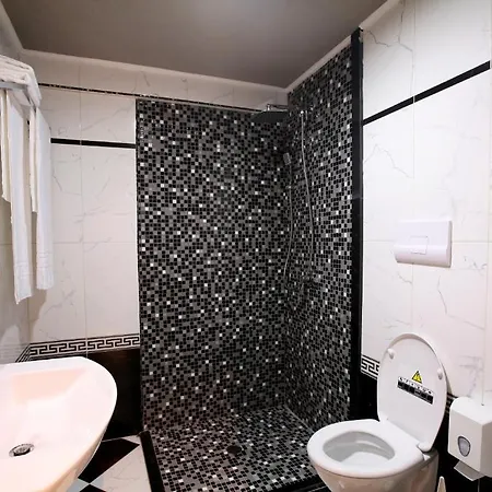 Hotell Kastria Tirana