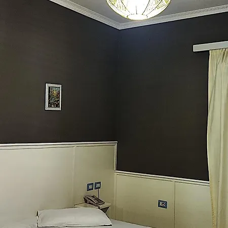 Hotell Kastria Tirana