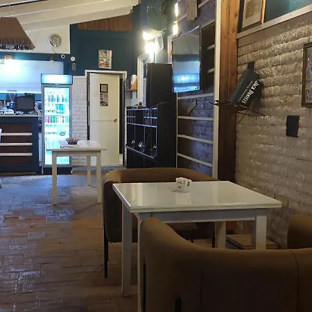 Kastria Hotell Tirana