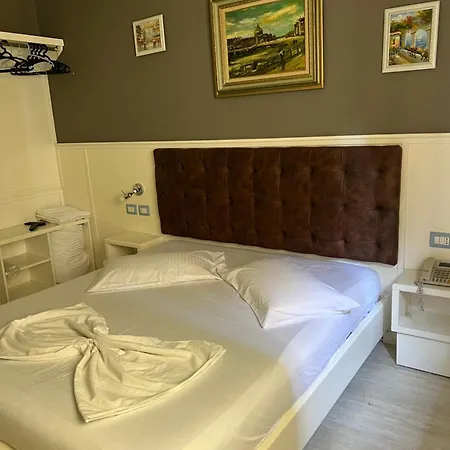 Kastria 4* Tirana