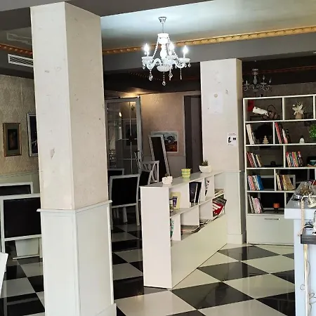 Kastria Hotell Tirana