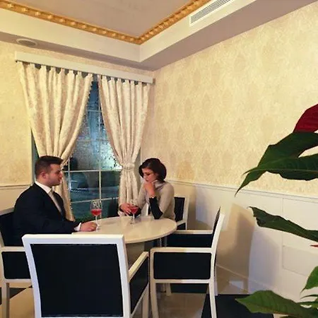Hotell Kastria Tirana