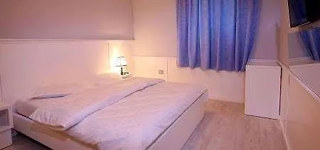 Hotell Kastria Tirana