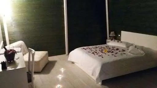 Kastria 酒店 地拉那